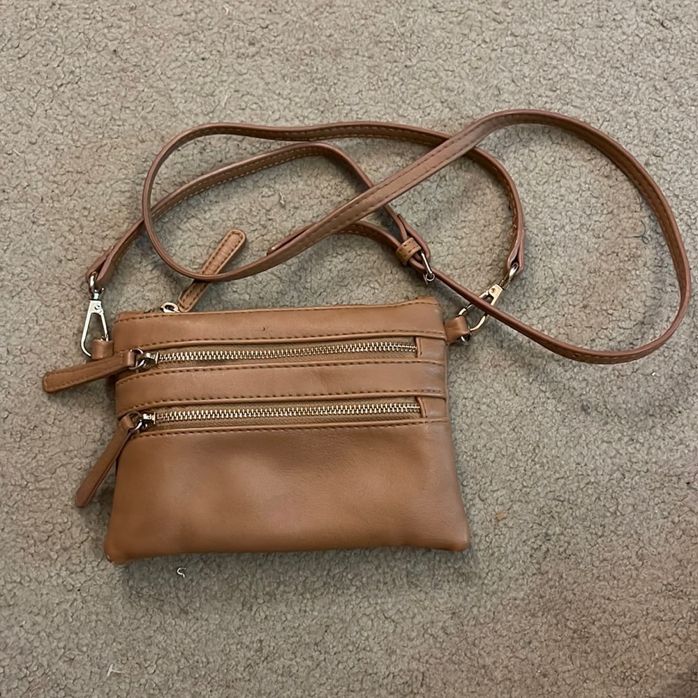 Women's Tan Leather Crossbody Bag with Dual Zip Pockets